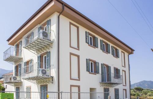 Borghetto Santo Spirito Apartment | Reginella - a few steps away from the beach