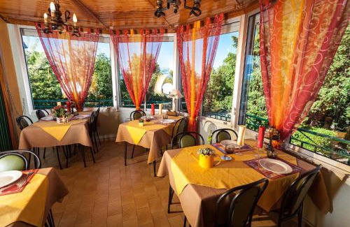 Angoustrine Hotel | Relais du Belloch