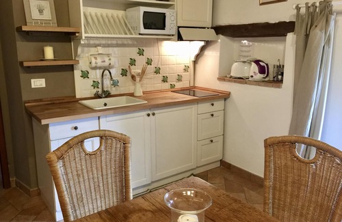 Anghiari Apartment | Relais Il Pozzeto, apartment for 2 to 4 people in B&B, the "Figue