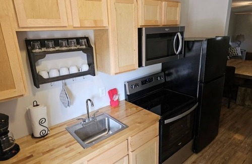 Isle Resort | Relax Above It All | 2BR, 2BA Upper Duplex Near the Beach!