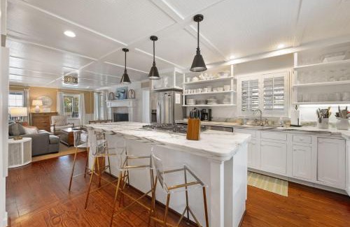 Debordieu Colony House | Relax and Enjoy the Spectacular Views in this Picturesque Home home