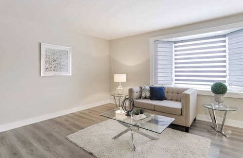 Pickering House | Relax and Enjoy This 3 Br Cottage style City home