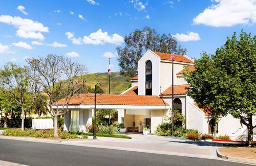 Calabasas House | Relax and Recharge! 3 Comfortable Units, Dog-friendly Property, Onsite Pool
