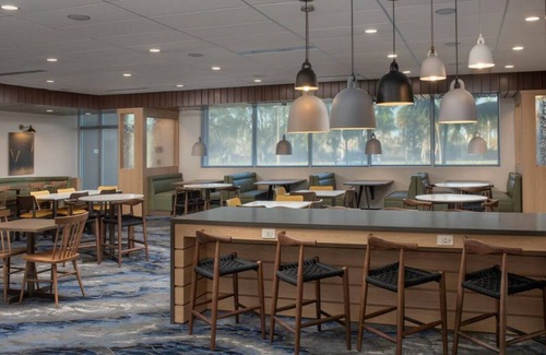 Florida City House | Relax and Recharge! W/ Swimming Pool Access & Free Breakfast! Pets are Welcome!