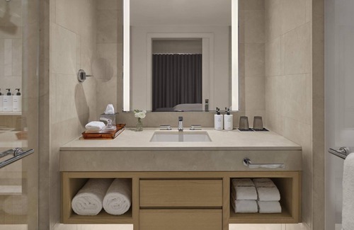 Back Bay East Hotel | Relax and Unwind! 2 Spacious Units, Pet-friendly Property near Inman Beach