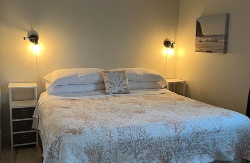Okanagan-Similkameen House | Relax and unwind in the heart of wine country!