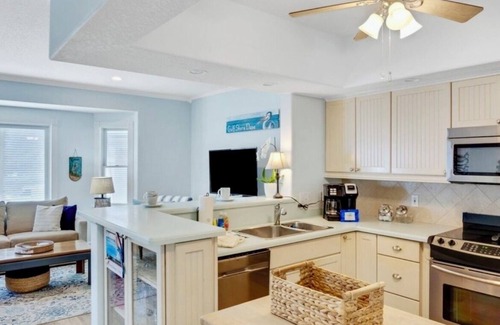 Holmes Beach House | Relax at Bryant’s Beach Bungalow!
