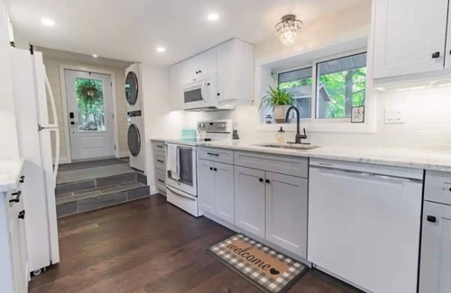Huntsville Cottage | Relax at Canfield House Otter Lake Huntsville, Muskoka