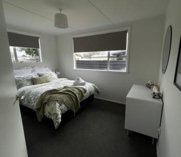 Twizel House | Relax at Jollie-Cozy 3-Bedroom Home, Central Twizel