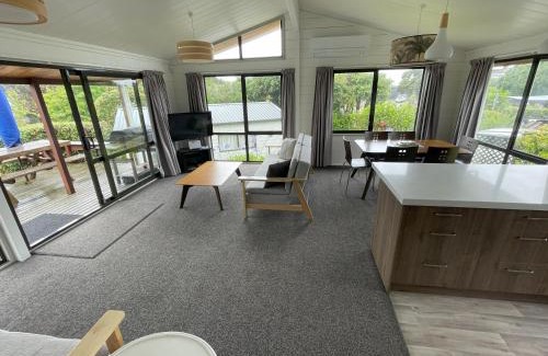 Pauanui House | Relax at Pauanui - Pauanui Holiday Home