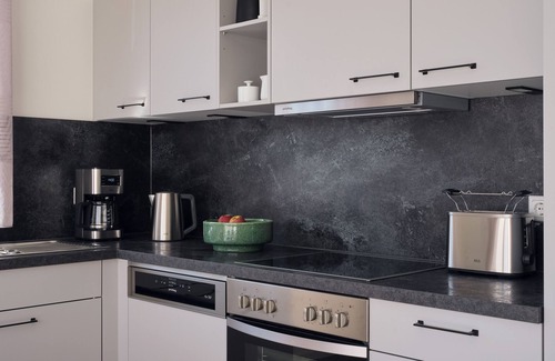 Zirchow Apartment | Relax at Pine Hill Resort: new, modern apartment C 7 with garden view