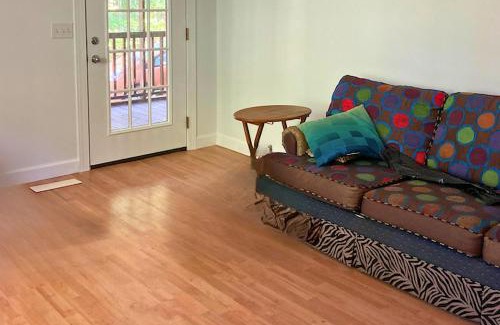 Mill Spring House | Relax at Saddleback