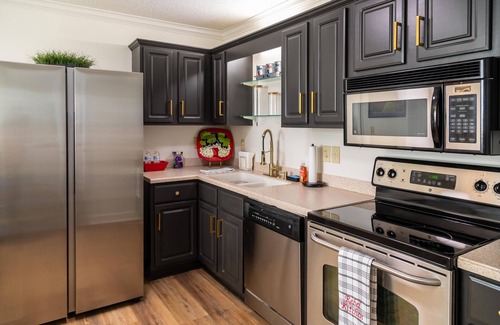 Oxford House | Relax at The Roxie or Walk to the Ole Miss campus!