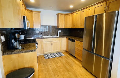 Arroyo Grande House | Relax by Pismo Beach Pier, stay at our 3-bedroom Arroyo Grande retreat