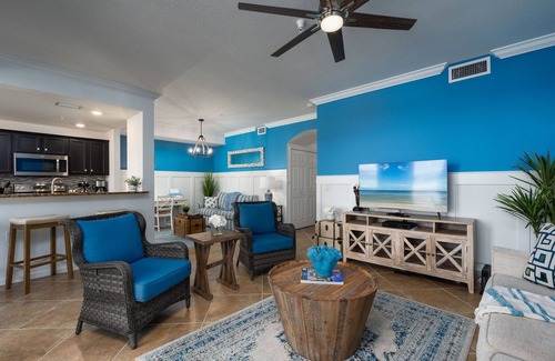 Biggar Condo | Relax by the sea! 2-bedroom condo near Bonita Springs Public Beach