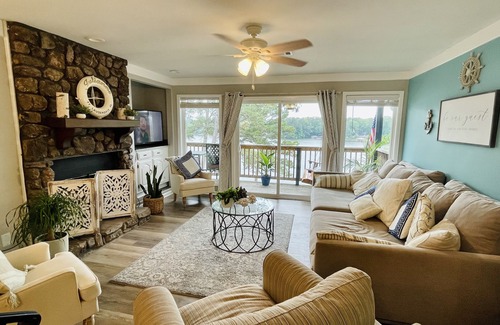 Mid America Condo | Relax & Enjoy beautiful Sunsets! * Boating Packages Available!
