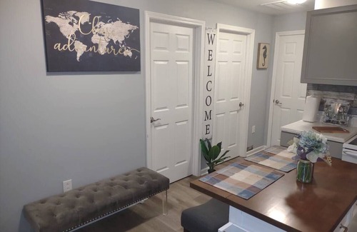 Murfreesboro Other | Relax Farm house - Self check in/WIFI -Tiny House