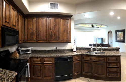 Puerto Penasco Condo | Relax in 2-bed/2-bath Condo; Luxurious Patio Overlooking Plush Resort and Ocean