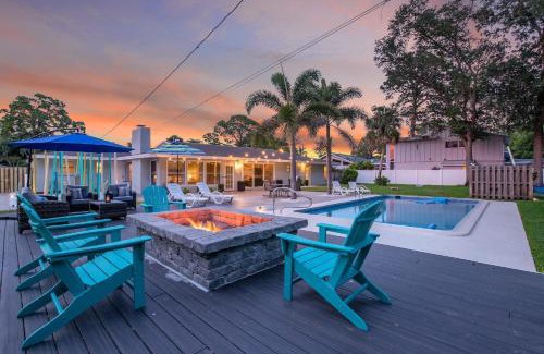 Ballentine Manor Estates House | Relax in a Private 4BR Oasis Pool Fire Pit & BBQ