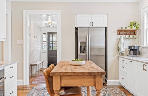 Burlington House | Relax in Historic Downtown Burlington | The Fogleman House | Minutes from Elon