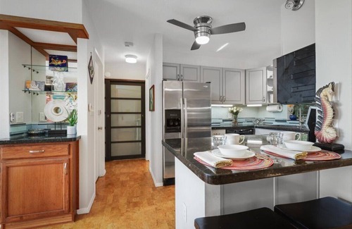 Kahaluu Bay Condo | Relax in Keauhou with Stunning Kona Coast and Golf Course Views