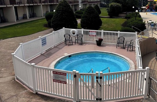 Harrisburg - Hershey House | Relax in Spacious Room Near Hersheypark – Fun Family Retreat!