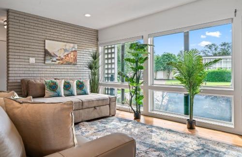 Galveston House | Relax in Style – 5BR Home w Pool Hot Tub Stunning Harbor Views