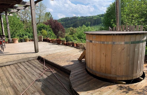 Basberg House | Relax in the 350 year old estate for up to 11 people