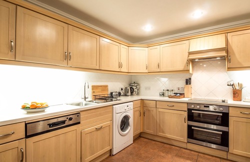 West End Apartment | Relax in this comfortable and spacious city centre home - Parking Included
