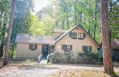 Pine Mountain Ski Chalet | Relax in this spacious chalet just miles from the heart of Pine Mountain