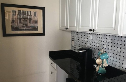 South Padre Island Condo | Relax in this Ocean front paradise! 2 br/3 bath