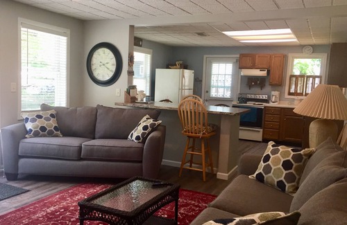 King House | Relax in Waupaca and the Chain O Lakes.