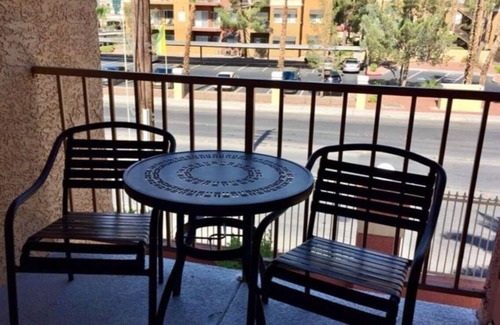 Paradise Condo | Relax in Your Adobe Style 2BR Condo Near the Las Vegas Strip ~ Special Offer!