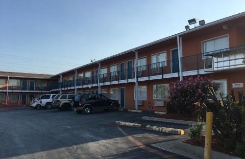 Fort Worth Hotel | Relax Inn Forth Worth
