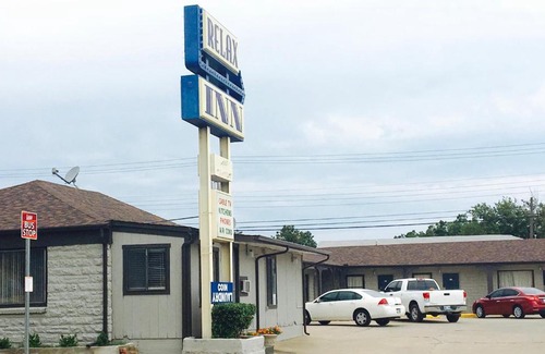 Lawton Hotel | Relax Inn Lawton