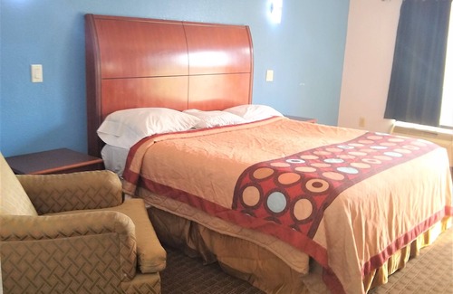 Canton Hotel | Relax Inn