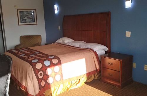 Canton Hotel | Relax Inn