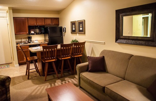 Acme Condo | Relax on Grand Traverse Bay