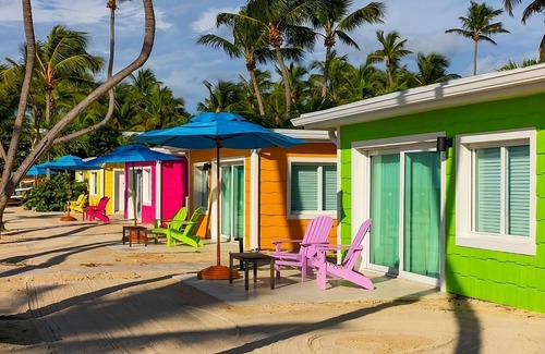 Islamorada Villa | Relax, Play, and Soak in Islamorada! Swimming Pool, Pets Allowed, Free Parking!