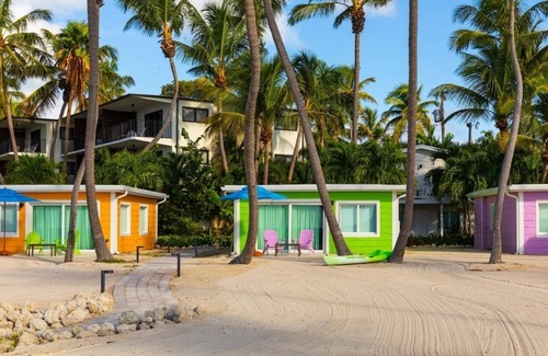 Islamorada Villa | Relax, Play, and Soak in Islamorada! Swimming Pool, Pets Allowed, Free Parking!