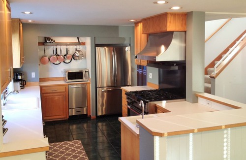 Freeland House | Relax & Rejuvenate, Watch Amazing Sunsets & Eagles, Huge Fire-pit for S’mores!