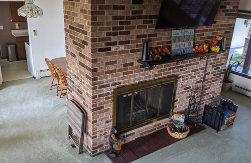Gaylord House | Relax Under 100' Tall Pines At Your Stay On Otsego Lake