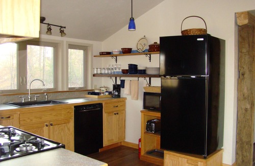 Fort Hill Cottage | Relax & unplug-Private setting-5 Star Reviews-near Fallingwater, Ohiopyle & GAP