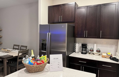 Wesley Chapel House | Relax & Unwind: Lakeview Retreat at Epperson Lagoon – Luxury & Serenity awaits!