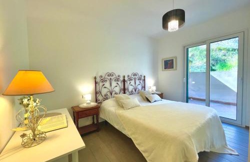Pietra Ligure Apartment | Relax Vista Mare con A/C, Wi-Fi & Free Parking.