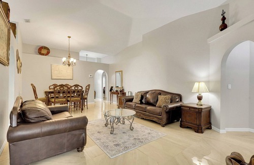 Port Saint Lucie House | Relax with the whole family at this peaceful place to stay.