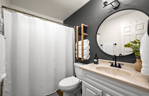 Pollock Pines House | Relax, work or play at this cozy mountain chalet