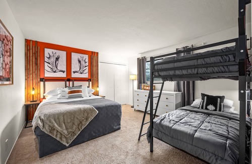 Pollock Pines House | Relax, work or play at this cozy mountain chalet