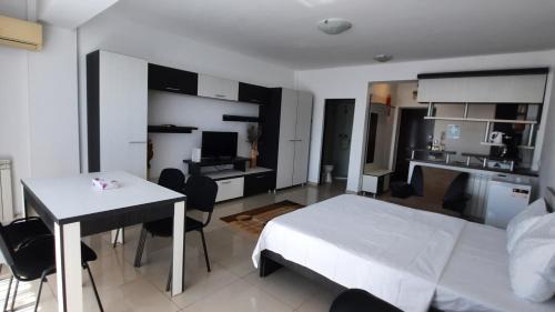 Mangalia Apartment | Relaxare - Check-in - Mangalia plajă