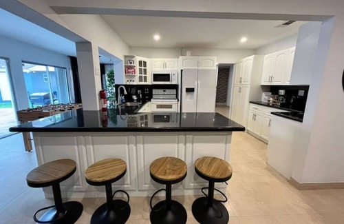 Westchester House | Relaxation Haven -Pool-BBQ-Fit12